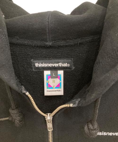 thisisneverthat（ディスイズネバーザット）thisisneverthat (ディスイズネバーザット) ロゴプリントジップパーカー ブラック サイズ:Ｌの古着・服飾アイテム