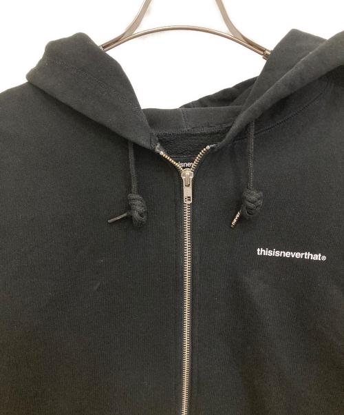 thisisneverthat（ディスイズネバーザット）thisisneverthat (ディスイズネバーザット) ロゴプリントジップパーカー ブラック サイズ:Ｌの古着・服飾アイテム
