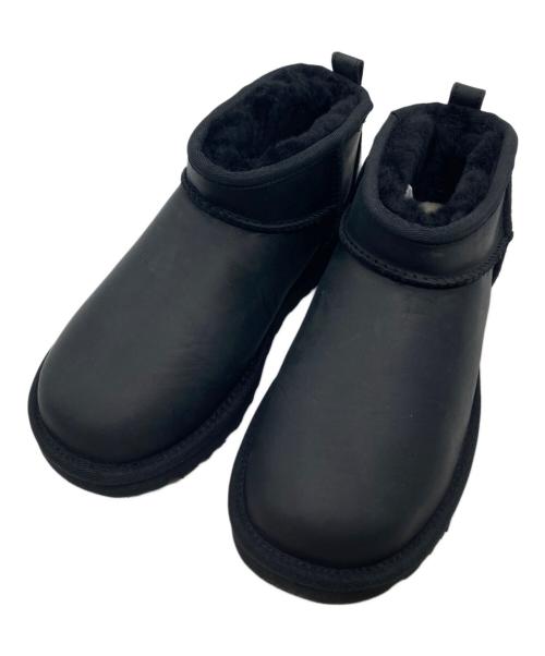 UGG（アグ）UGG (アグ) Classic Ultra Mini LTHR/ムートンブーツ ブラック サイズ:23の古着・服飾アイテム