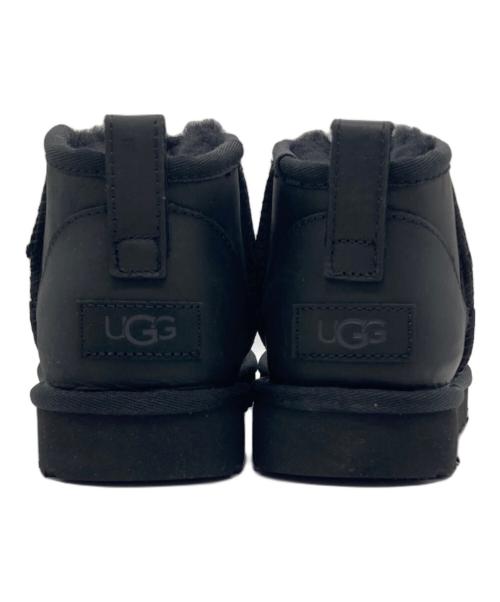 UGG（アグ）UGG (アグ) Classic Ultra Mini LTHR/ムートンブーツ ブラック サイズ:23の古着・服飾アイテム