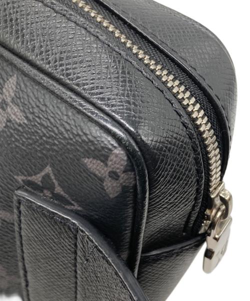 LOUIS VUITTON（ルイ ヴィトン）LOUIS VUITTON (ルイ ヴィトン) バムバッグ アウトドア ウエストバッグ ブラックの古着・服飾アイテム