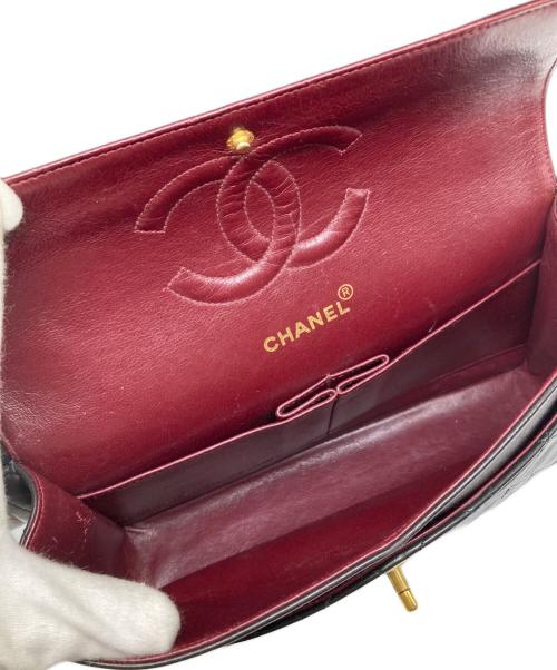 CHANEL（シャネル）CHANEL (シャネル) Wフラップチェーンショルダーバッグ ブラックの古着・服飾アイテム