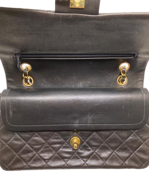 CHANEL（シャネル）CHANEL (シャネル) Wフラップチェーンショルダーバッグ ブラックの古着・服飾アイテム