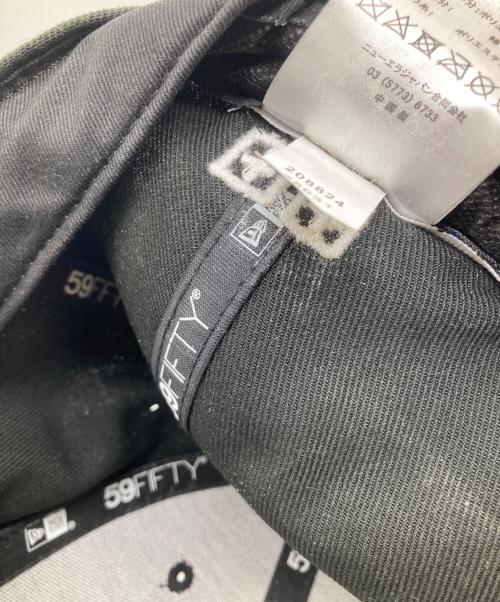 New Era（ニューエラ）New Era (ニューエラ) Ksubi (スビ) グレーアンダーバイザー ブラック サイズ:61.5の古着・服飾アイテム