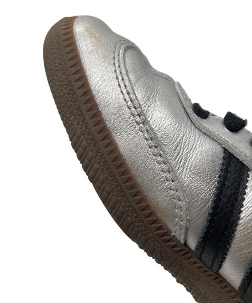 adidas（アディダス）adidas (アディダス) SAMBA OG シルバー サイズ:24.5の古着・服飾アイテム