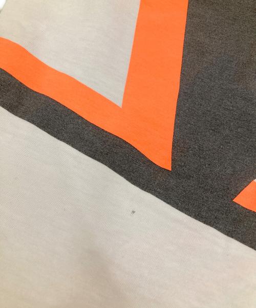 VALENTINO（ヴァレンティノ）VALENTINO (ヴァレンティノ) V LOGO Tシャツ ホワイト サイズ:Mの古着・服飾アイテム