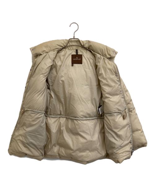 MONCLER（モンクレール）MONCLER (モンクレール) ダウンジャケット ベージュの古着・服飾アイテム