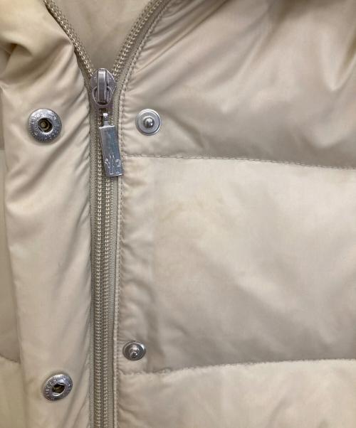 MONCLER（モンクレール）MONCLER (モンクレール) ダウンジャケット ベージュの古着・服飾アイテム
