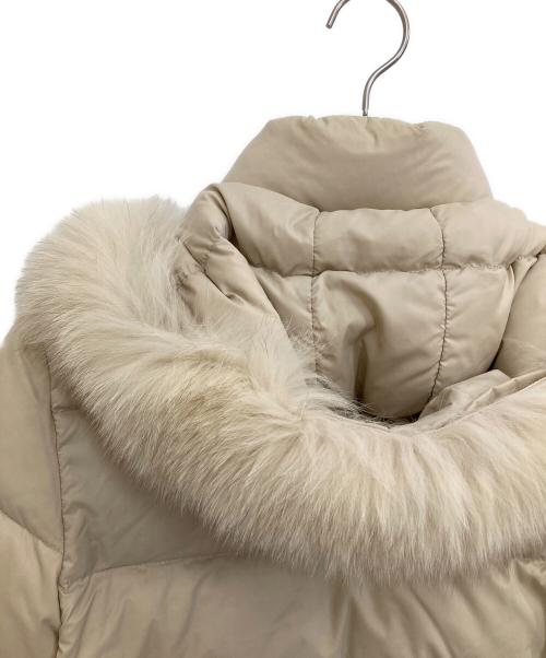 MONCLER（モンクレール）MONCLER (モンクレール) ダウンジャケット ベージュの古着・服飾アイテム