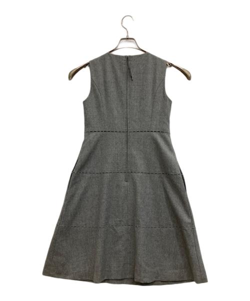 FOXEY（フォクシー）FOXEY (フォクシー) ノースリーブワンピース グレー サイズ:38の古着・服飾アイテム