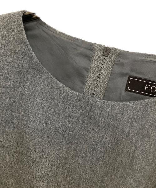 FOXEY（フォクシー）FOXEY (フォクシー) ノースリーブワンピース グレー サイズ:38の古着・服飾アイテム