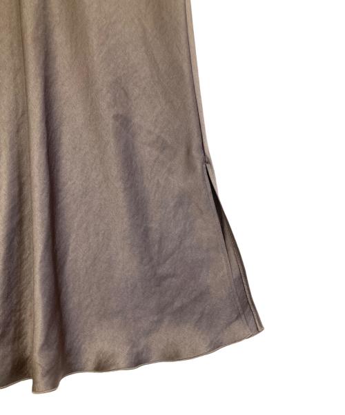 IENA（イエナ）IENA (イエナ) ダブルサテンスカート オリーブ サイズ:34の古着・服飾アイテム