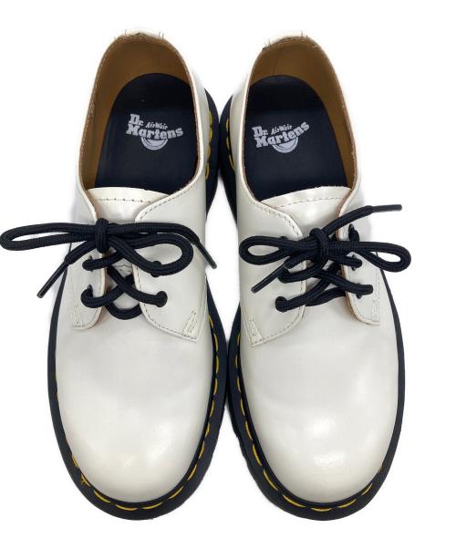 Dr.Martens（ドクターマーチン）Dr.Martens (ドクターマーチン) 3ホールシューズ ホワイト サイズ:UK 5の古着・服飾アイテム