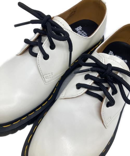Dr.Martens（ドクターマーチン）Dr.Martens (ドクターマーチン) 3ホールシューズ ホワイト サイズ:UK 5の古着・服飾アイテム