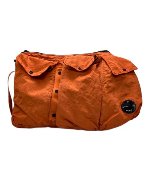 C.P COMPANY（シーピーカンパニー）C.P COMPANY (シーピーカンパニー) NYLON B UTILITY PACK/ショルダーバッグ オレンジの古着・服飾アイテム