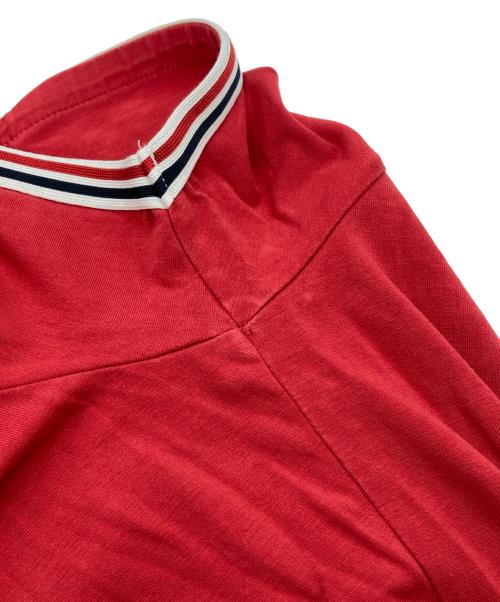 MONCLER（モンクレール）MONCLER (モンクレール) VネックTシャツ レッド サイズ:Ｌの古着・服飾アイテム