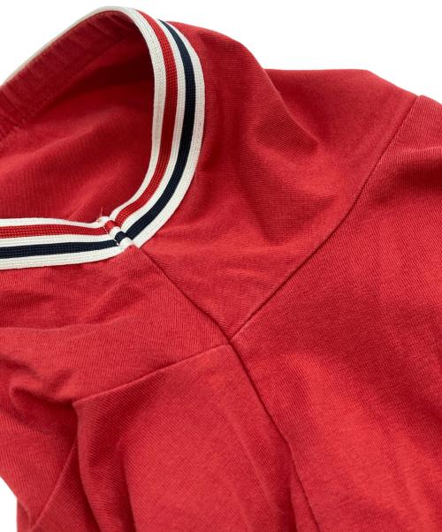 MONCLER（モンクレール）MONCLER (モンクレール) VネックTシャツ レッド サイズ:Ｌの古着・服飾アイテム