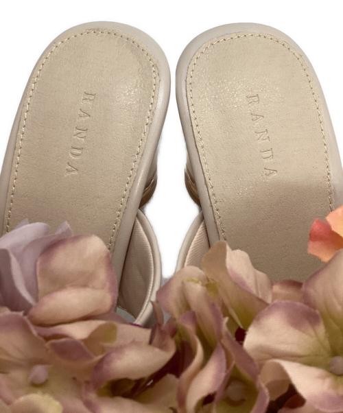 RANDA（ランダ）RANDA (ランダ) フラワーブーケミュールサンダル ベージュ サイズ:Sの古着・服飾アイテム