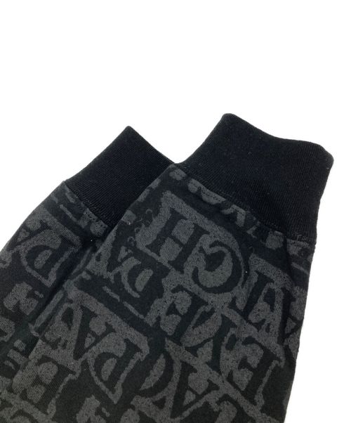 THE BLACK EYE PATCH（ブラックアイパッチ）THE BLACK EYE PATCH (ブラックアイパッチ) WILD SIDE YOHJI YAMAMOTO (ワイルドサイド ヨウジ ヤマモト) 総柄ロングスリーブカットソー ブラック サイズ:Mの古着・服飾アイテム