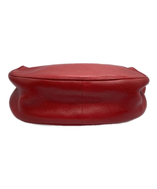 IL BISONTE（イル ビゾンテ）IL BISONTE (イル ビゾンテ) ハーフムーン型レザーショルダーバッグ レッド サイズ:-の古着・服飾アイテム