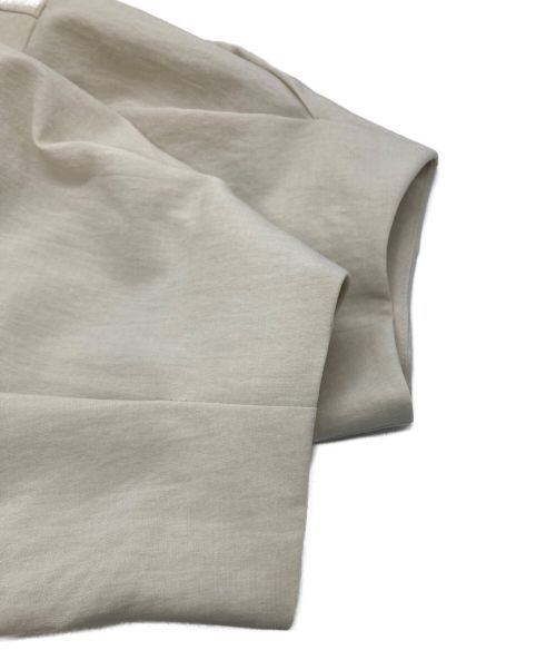 FRAY ID（フレイ アイディー）FRAY ID (フレイ アイディー) デザインタックパフワンピース ベージュ サイズ:1の古着・服飾アイテム