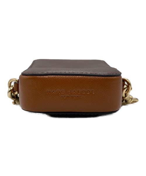 MARC JACOBS（マークジェイコブス）MARC JACOBS (マーク ジェイコブス) ホットショット チェーンショルダーバッグ ブラウンの古着・服飾アイテム