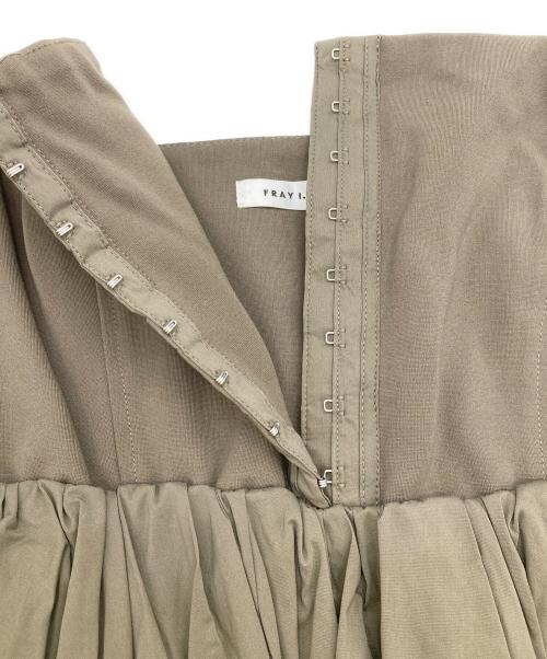 FRAY ID（フレイ アイディー）FRAY ID (フレイ アイディー) コンビペプラムベアトップス カーキ サイズ:1の古着・服飾アイテム