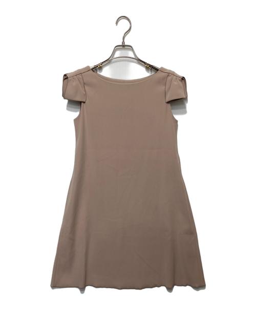 FOXEY NEWYORK（フォクシーニューヨーク）FOXEY NEWYORK (フォクシーニューヨーク) ノースリーブワンピース ベージュ サイズ:38の古着・服飾アイテム