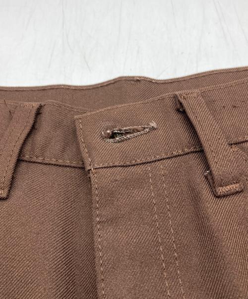LEVI'S（リーバイス）LEVI'S (リーバイス) スタプレスラックス ブラウン サイズ:W30 L30の古着・服飾アイテム