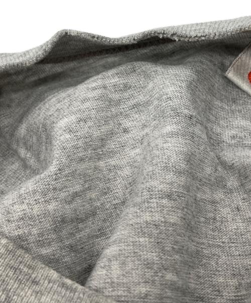 NIKE（ナイキ）NIKE (ナイキ) 風車プリントTシャツ グレー サイズ:-の古着・服飾アイテム