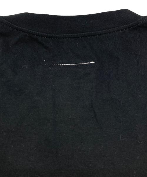 MM6 Maison Margiela（エムエムシックスメゾンマルジェラ）MM6 Maison Margiela (エムエムシックス メゾンマルジェラ) モトクロス ロゴ クロップド TシャツプリントTシャツ ブラック サイズ:Mの古着・服飾アイテム