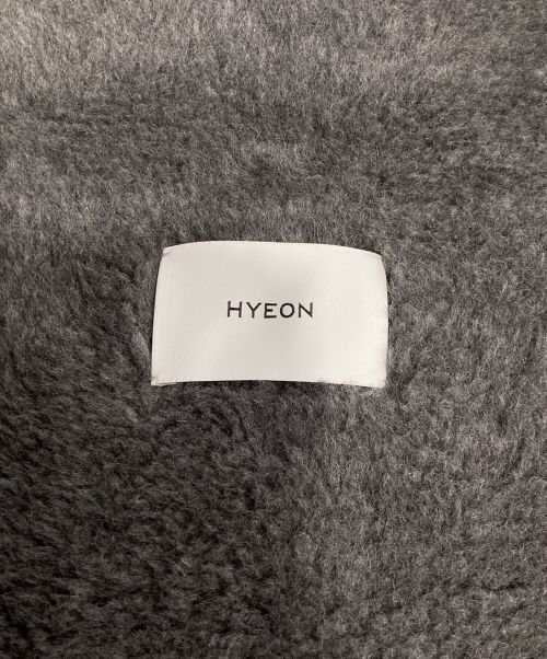HYEON（ヘヨン）HYEON (ヘヨン) ted stole グレーの古着・服飾アイテム