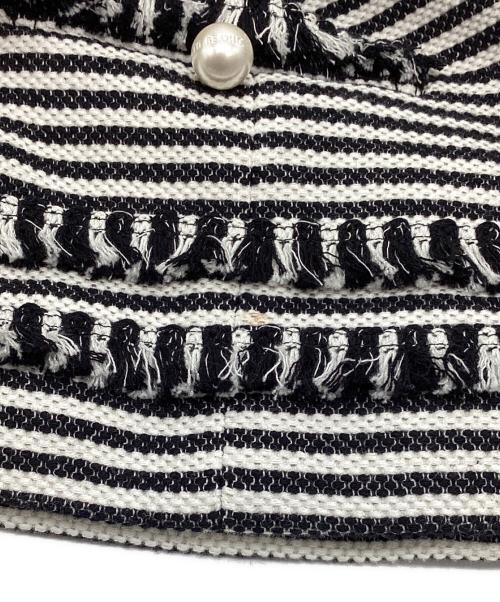 TO BE CHIC（トゥービーシック）TO BE CHIC (トゥービーシック) ボーダーパールジャケット ホワイト×ブラック サイズ:40の古着・服飾アイテム