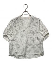 BALLSEY（ボールジィ）の古着「サークルフラワーエンブロイダリー キーネックブラウス」｜ホワイト