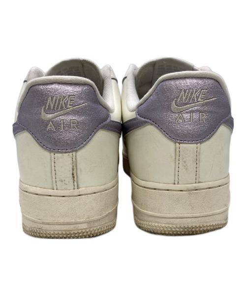 NIKE（ナイキ）NIKE (ナイキ) WMNS AIR FORCE 07 ESS ホワイト サイズ:28の古着・服飾アイテム