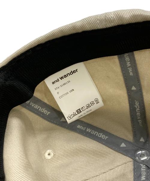 and wander（アンドワンダー）and wander (アンドワンダー) cotton twill cap ベージュ サイズ:Fの古着・服飾アイテム