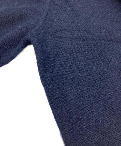 UNIQLO（ユニクロ）UNIQLO (ユニクロ) ANYA HINDMARCH (アニヤ・ハインドマーチ) コラボカシミヤニット ネイビー サイズ:Ｍの古着・服飾アイテム