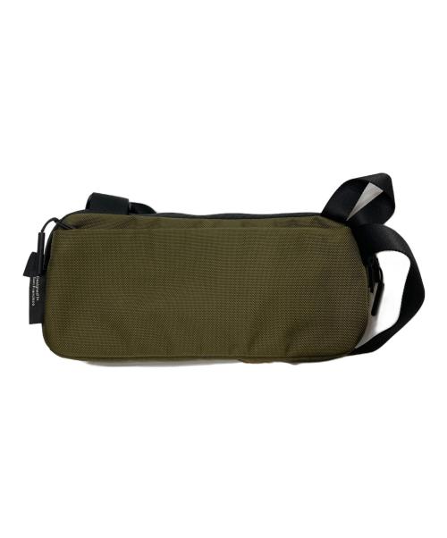 AER（エアー）AER (エアー) Day Sling 2ボディバッグ オリーブの古着・服飾アイテム