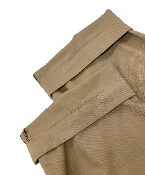 D.C.WHITE（ディーシーホワイト）D.C.WHITE (ディーシーホワイト) ノータックチノパン ベージュ サイズ:48の古着・服飾アイテム