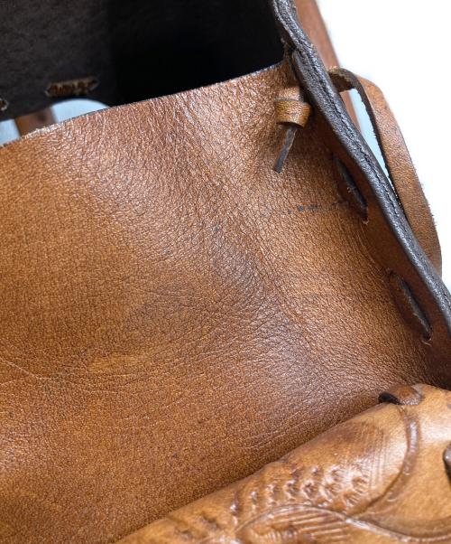 Carving Tribes（カービングトライブス）Carving Tribes (カービングトライブス) レザーハンドバッグ ブラウンの古着・服飾アイテム