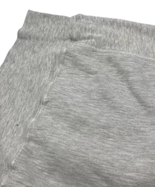 Champion（チャンピオン）Champion (チャンピオン) LOYOLAリバースウィーブスウェット グレー×グリーン サイズ:XLの古着・服飾アイテム