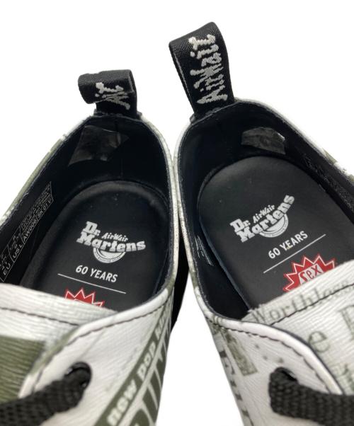 Dr.Martens（ドクターマーチン）Dr.Martens (ドクターマーチン) SEX PISTOLS (セックスピストルズ) 3ホールシューズ ホワイト サイズ:8の古着・服飾アイテム