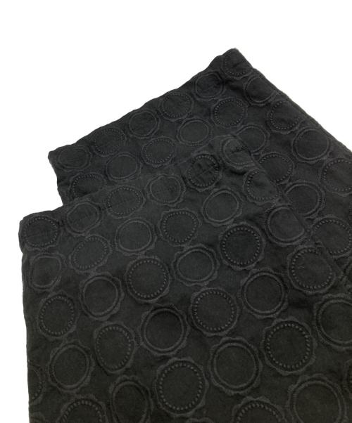 TSUHARU by samansa Mos2（ツハル バイ サマンサモスモス）TSUHARU by samansa Mos2 (ツハル バイ サマンサモスモス) リングタイル刺繍パンツ ブラック サイズ:Fの古着・服飾アイテム