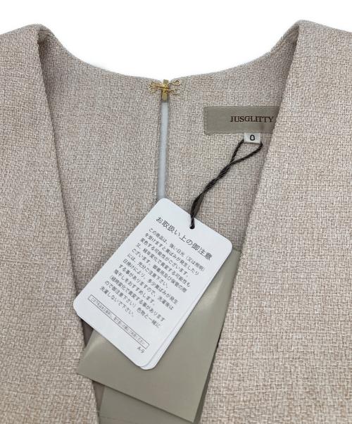 JUSGLITTY（ジャスグリッティー）JUSGLITTY (ジャスグリッティー) 切り替えパイピングジャンスカ ベージュ 未使用品の古着・服飾アイテム