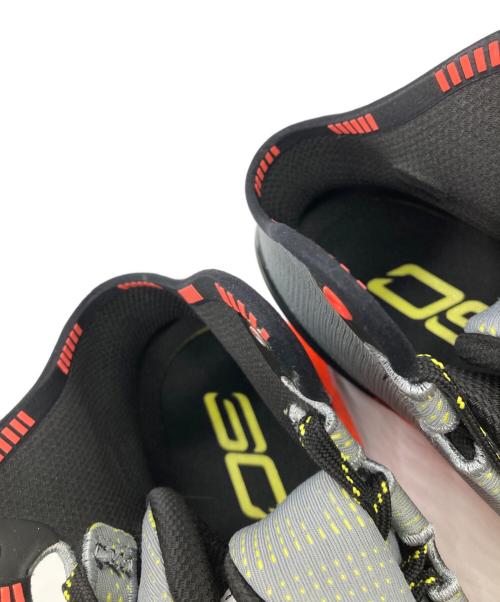 UNDER ARMOUR（アンダーアーマー）UNDER ARMOUR (アンダーアーマー) Curry 2 グレー サイズ:28.5の古着・服飾アイテム