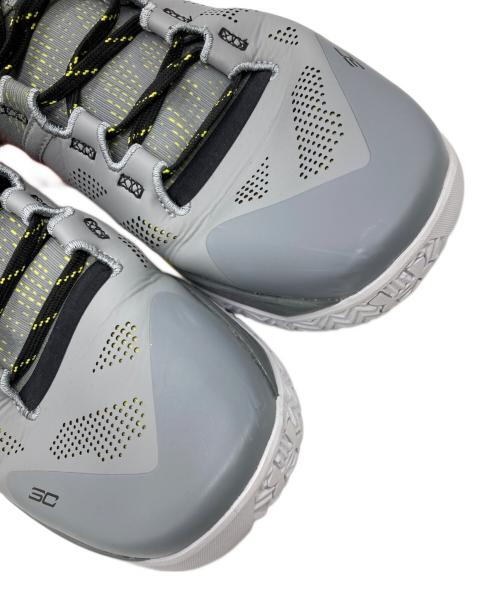 UNDER ARMOUR（アンダーアーマー）UNDER ARMOUR (アンダーアーマー) Curry 2 グレー サイズ:28.5の古着・服飾アイテム
