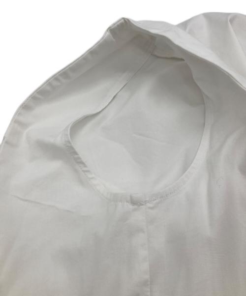 YORI（ヨリ）YORI (ヨリ) ウェッジラインブラウス ホワイト サイズ:Fの古着・服飾アイテム