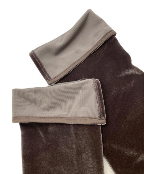 FRAY ID（フレイ アイディー）FRAY ID (フレイ アイディー) スクエアネックベロアワンピース ブラウンの古着・服飾アイテム