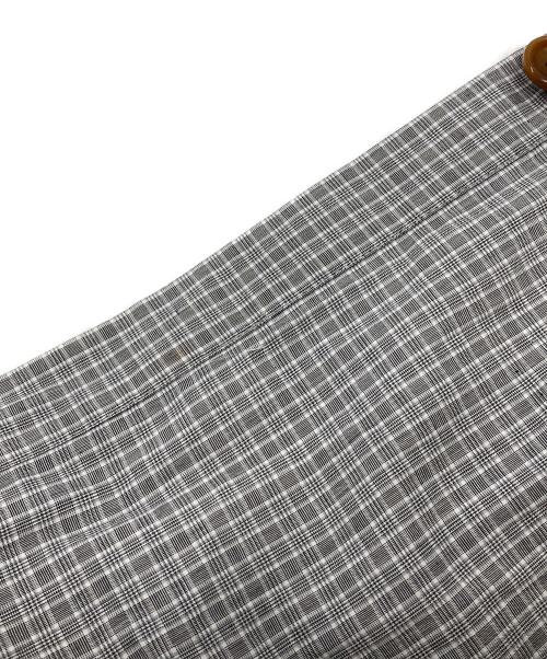 Edwina Horl（エドウィナ ホール）Edwina Horl (エドウィナ ホール) ポンチョ グレー サイズ:-の古着・服飾アイテム