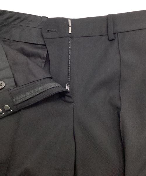 theory project（セオリープロジェクト）theory project (セオリープロジェクト) ピンタックテーパードパンツ ブラックの古着・服飾アイテム